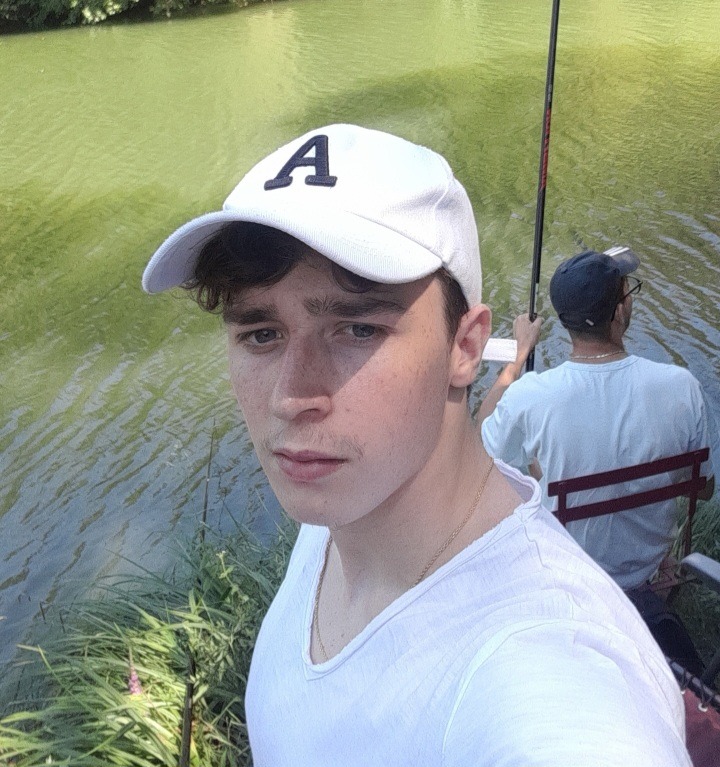 Profil de Aston, 20 ans, Trav à Grass