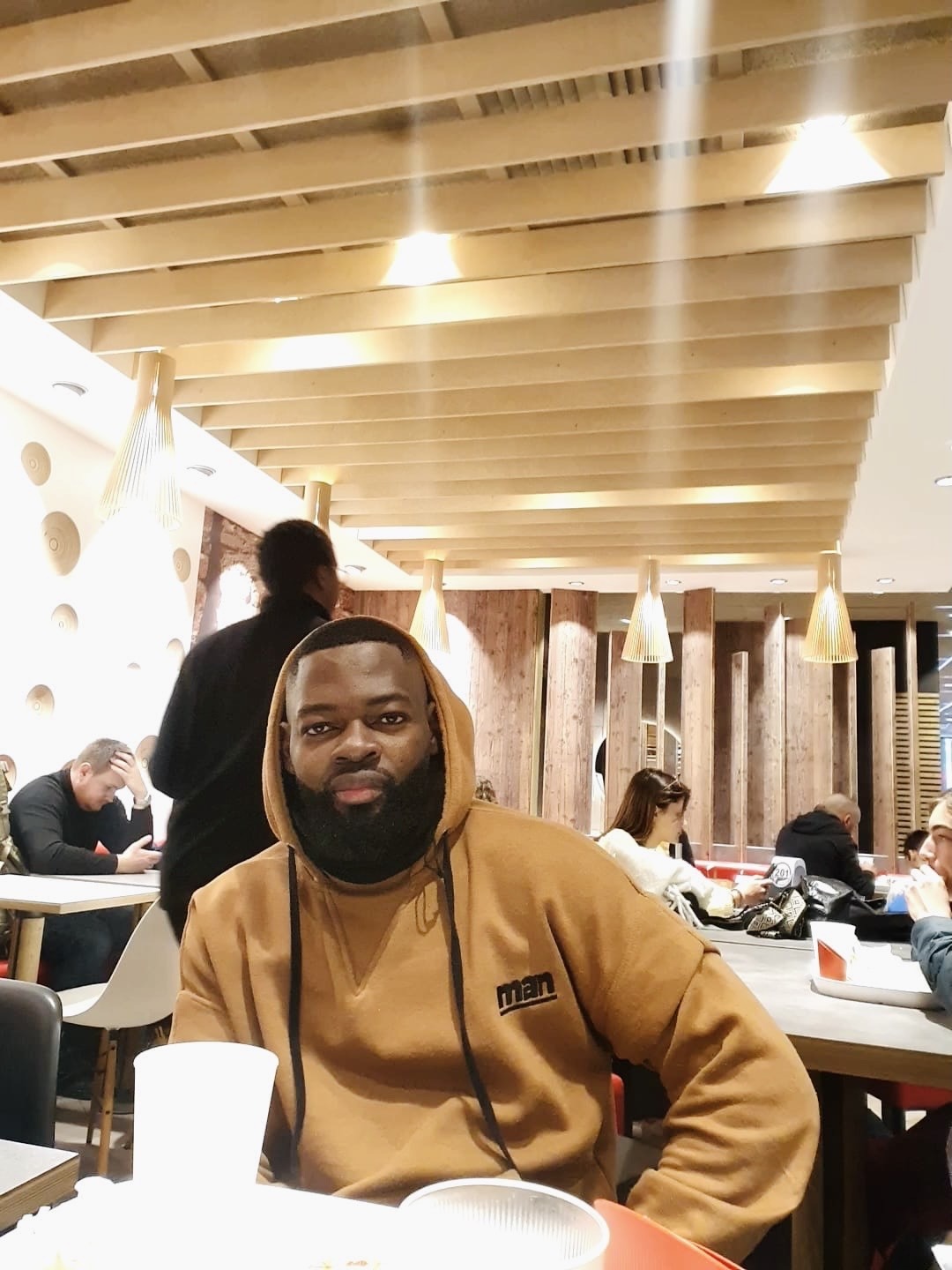 Profil de Fayssal, 33 ans, Trav à Holler