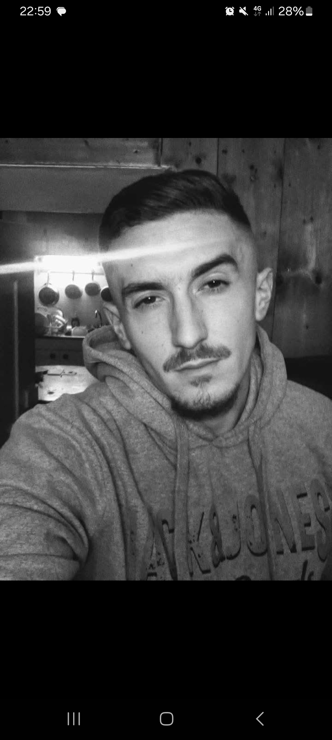 Profil de Musa, 30 ans, Trav à Këppenhaff