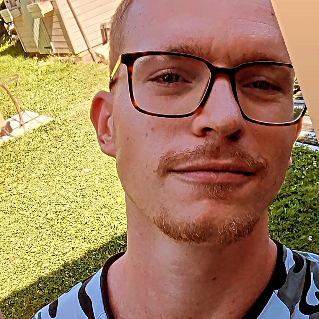 Profil de Sael, 25 ans, Trav à Brouch